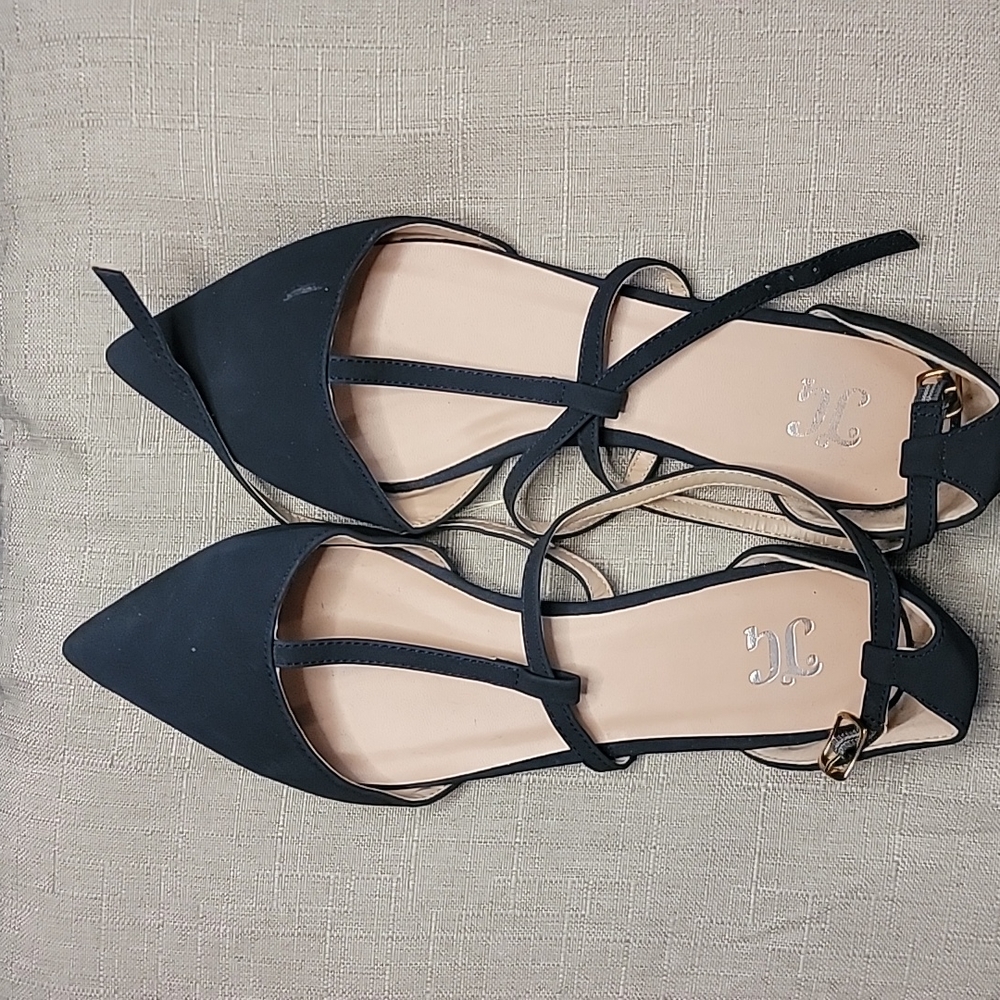 Never worn flats